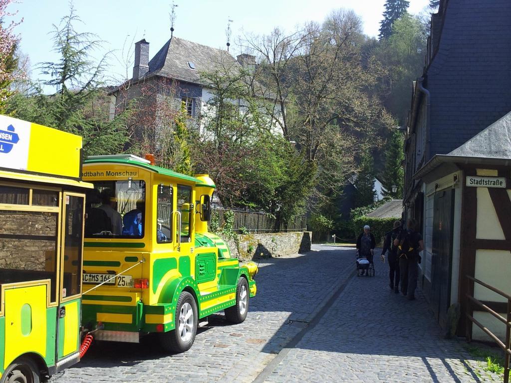 Eleganza Monschau Hotel Exterior photo