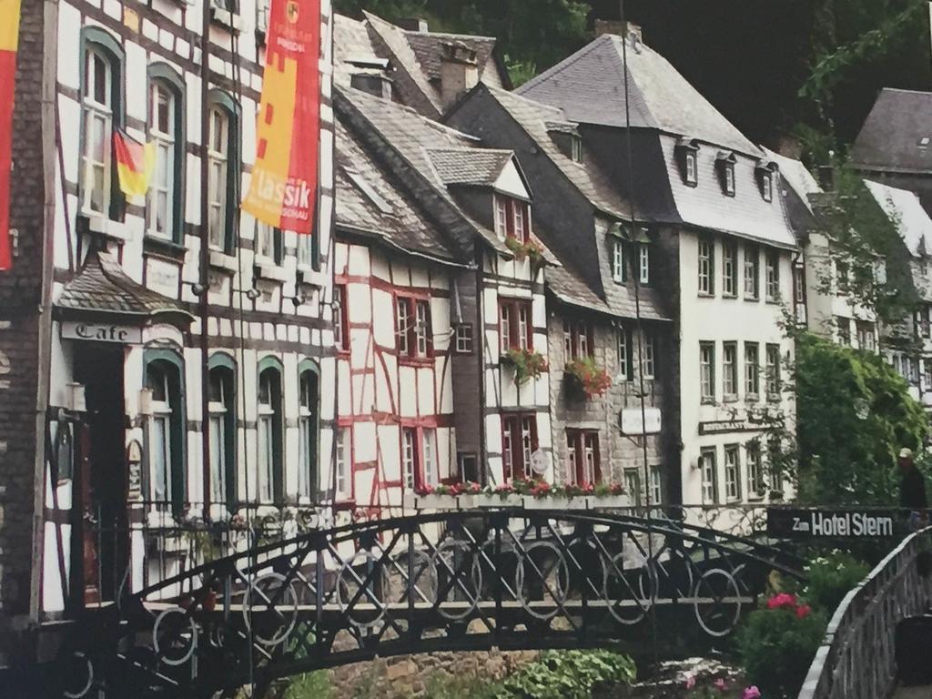 Eleganza Monschau Hotel Exterior photo