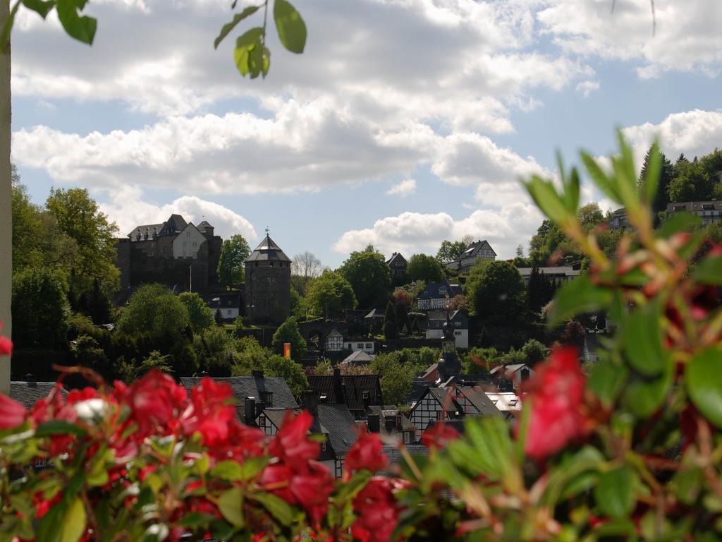 Eleganza Monschau Hotel Exterior photo