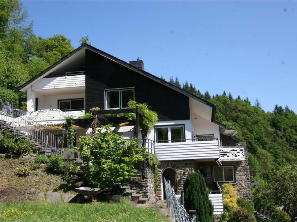 Eleganza Monschau Hotel Exterior photo