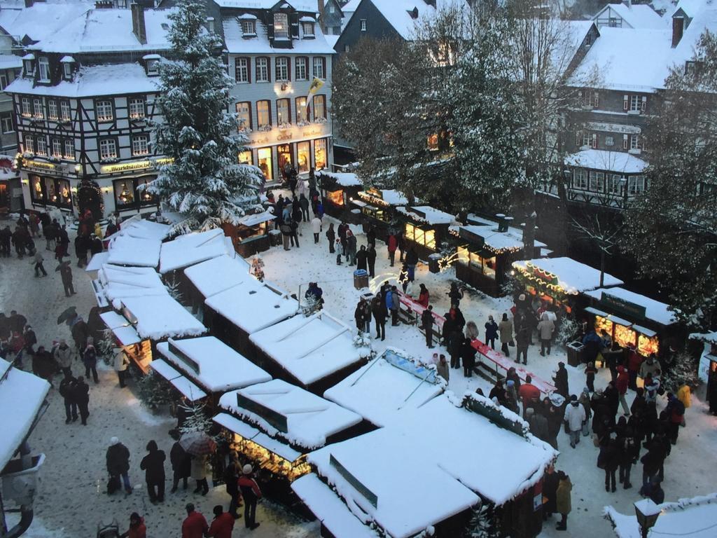 Eleganza Monschau Hotel Exterior photo