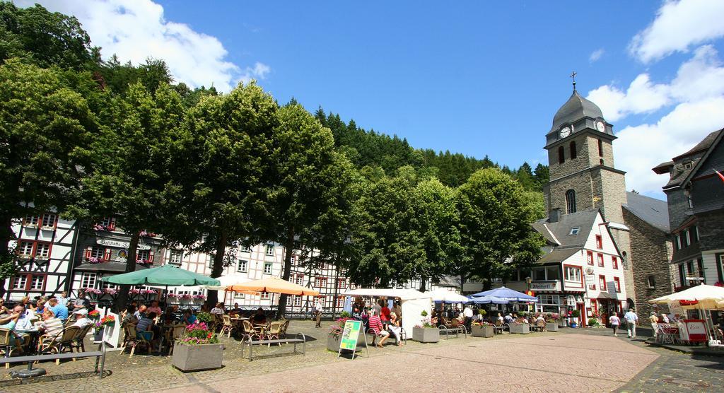 Eleganza Monschau Hotel Exterior photo